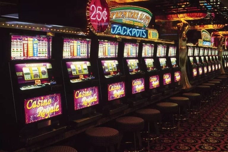 Kategori permainan di pajero slot mencakup Liga 1, live-dealer, dan slot games dengan poin loyalitas yang terukur